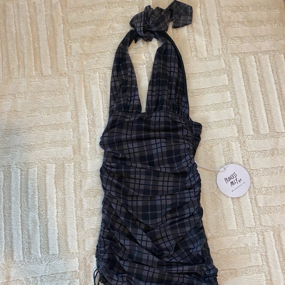 Princess Polly Open Back Halter Mini Dress NWT
Size US 4